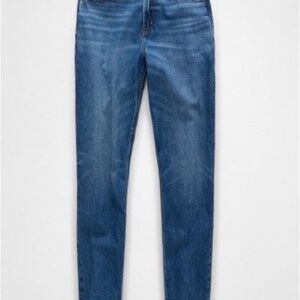 American Eagle Strigid Curvy Mom Jeans size 8